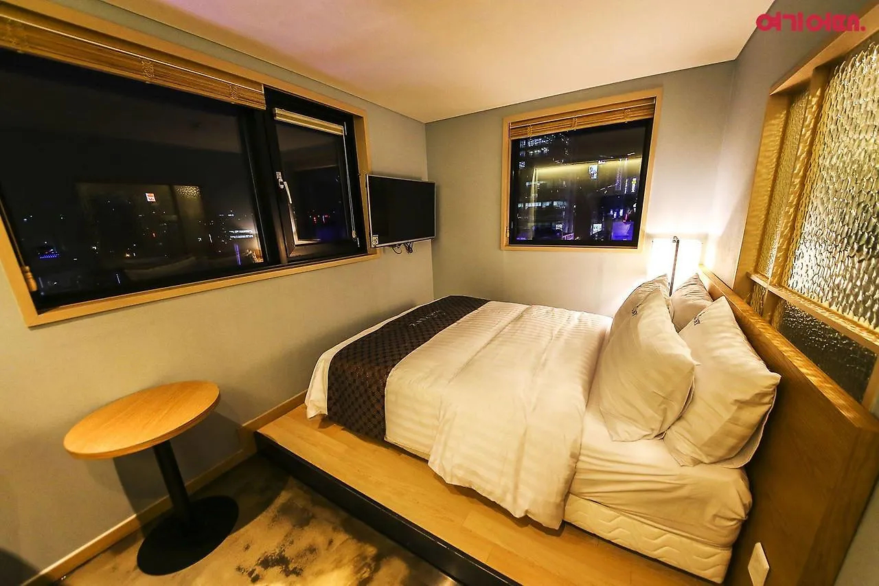 New York Hotel Seoul 2*,  South Korea